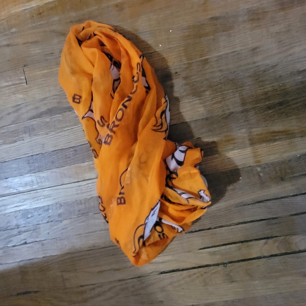Scarf